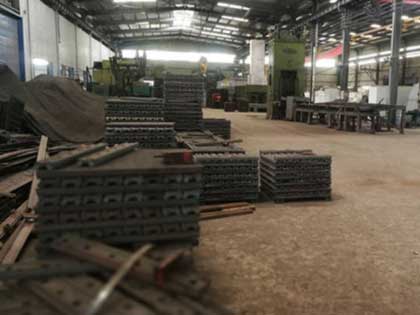 BS Railway Fish Plate Production