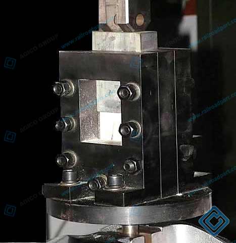 Test fixture used for GFU composite sleeper performance verification
